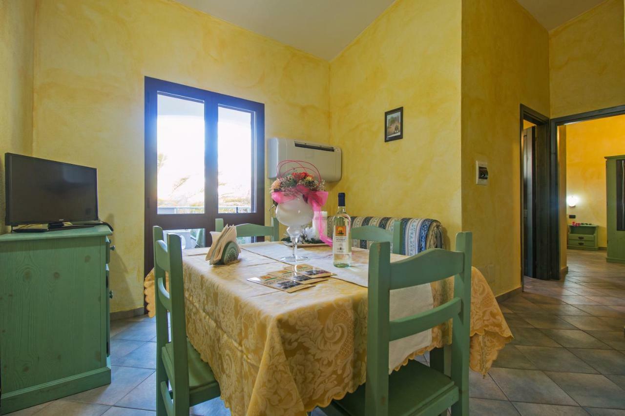 Appartamento Magnolia Cala Liberotto Kültér fotó