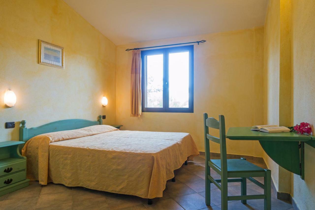 Appartamento Magnolia Cala Liberotto Kültér fotó